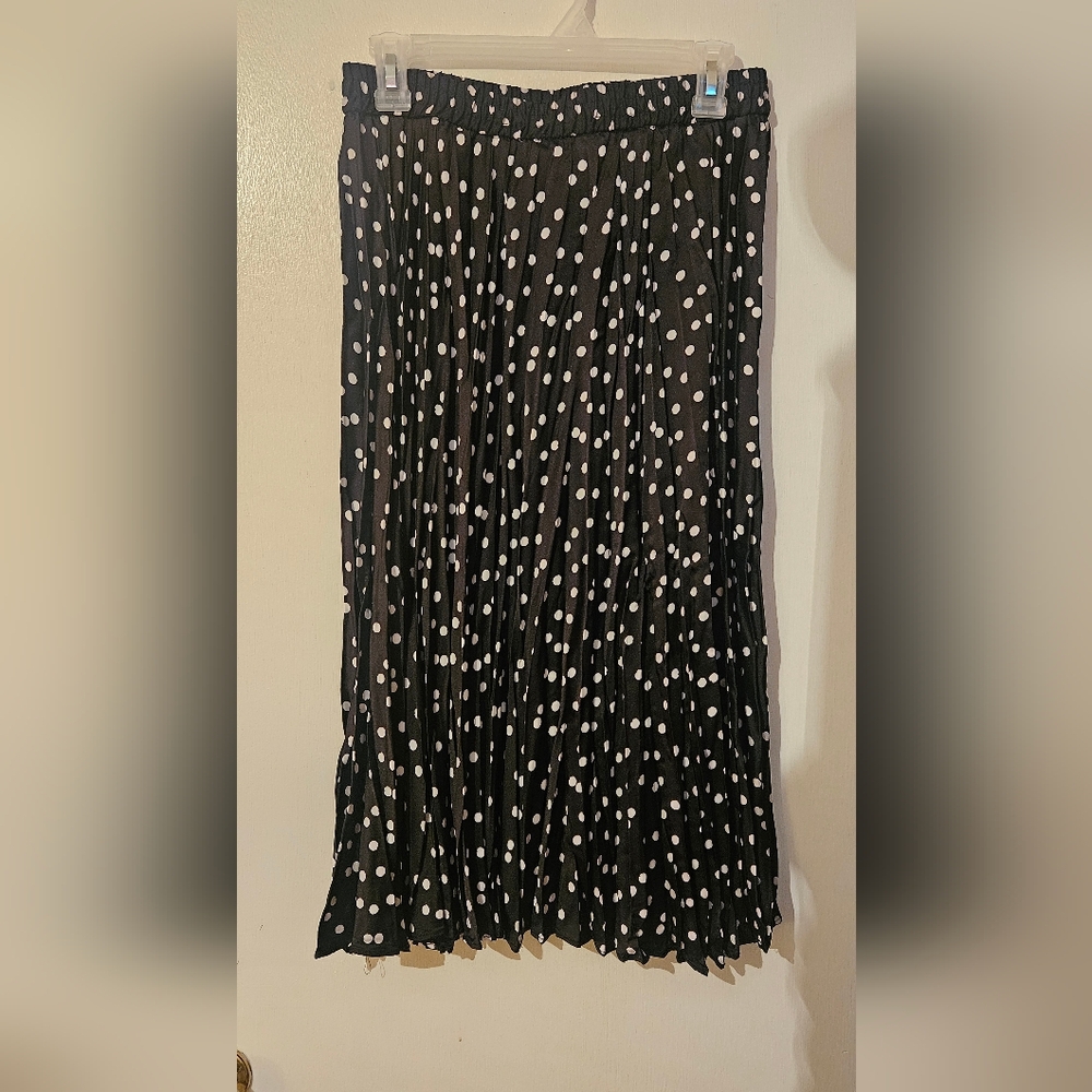 Black and White Polka Dot Skirt